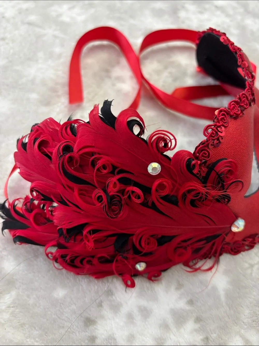 Red Feathered Satin Masquerade Mask - Elegant Party Eye Mask
